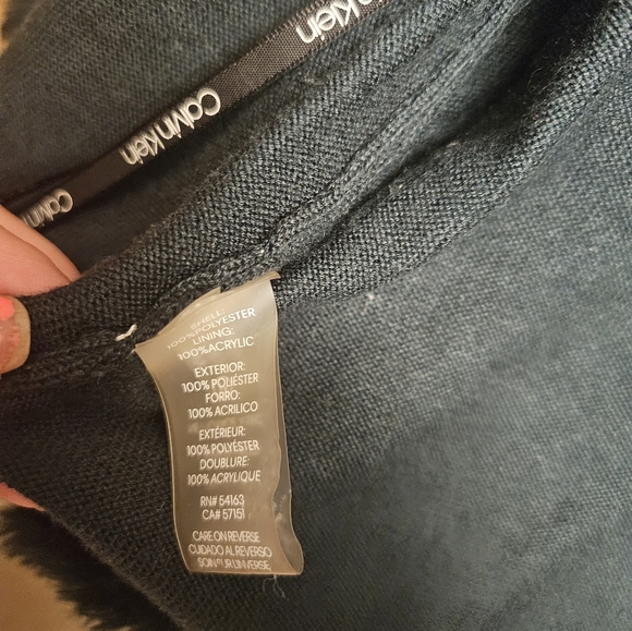 Calvin Klein dark green Faux Fur shrug, XL, with clasp - Picture 4 of 5